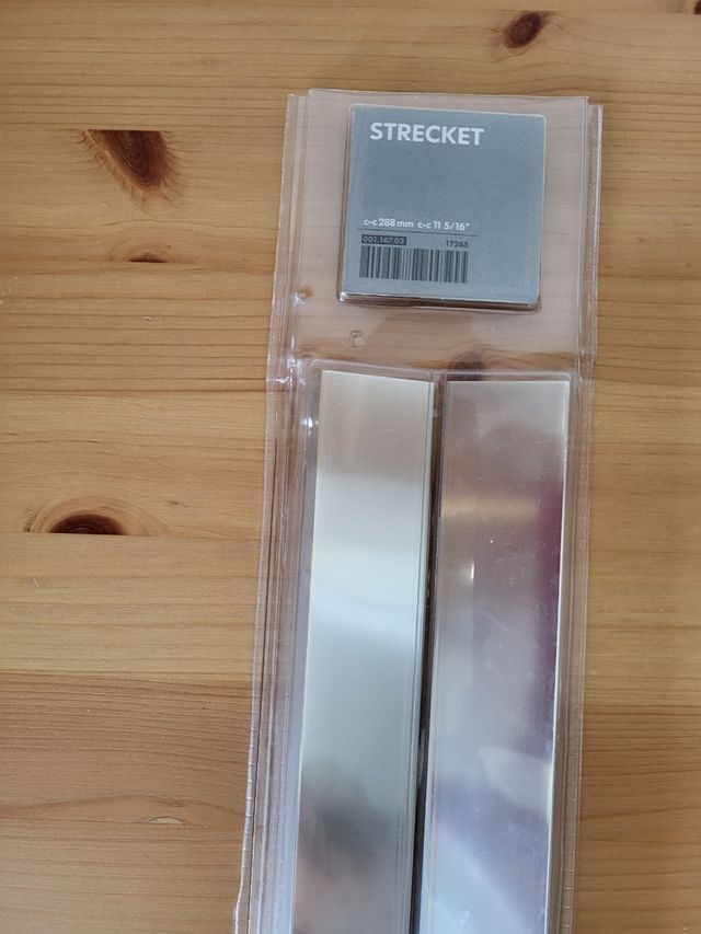 Tiradores Ikea strecket