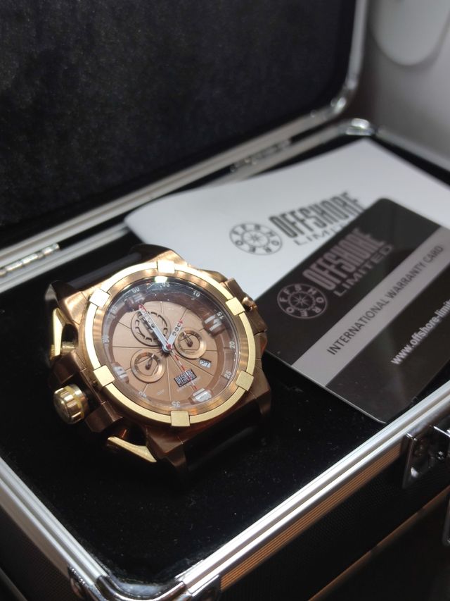 Reloj Offshore Limited Octopussy
