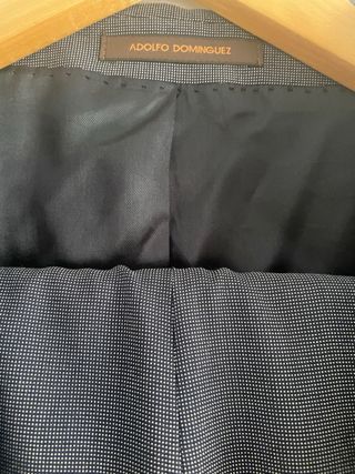 Traje adolfo dominguez