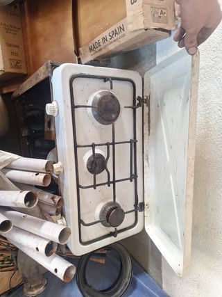 Cocina de gas portátil usada
