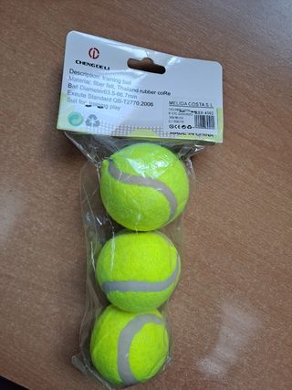 Pelotas de tenis nuevas