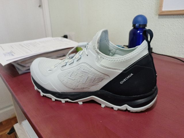 Zapatillas senderismo Quechua nuevas