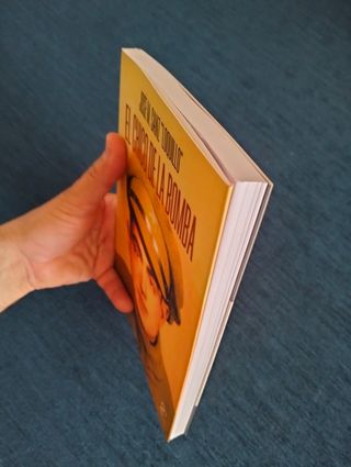 Loquillo. El chico de la bomba.