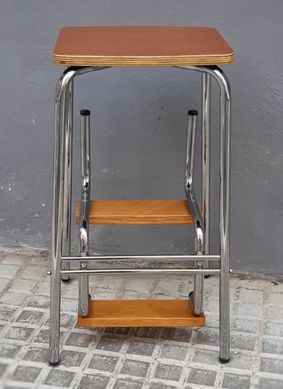 Taburete escalera vintage
