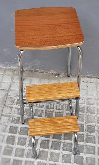 Taburete escalera vintage