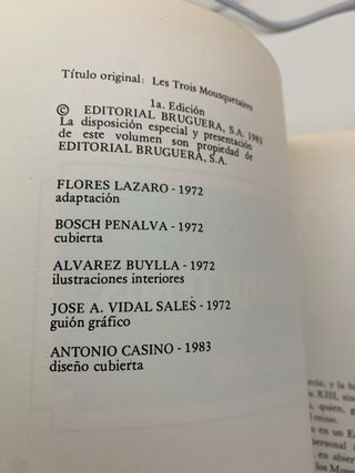 3 libros: los tres mosqueteros Robin Hood. Los hijos del capitán Grant