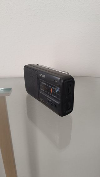 Radio portátil Sony ICF-390