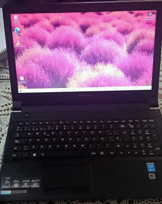 Portátil Lenovo i3 