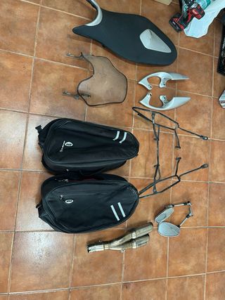 Suzuki Gladius 650 A2