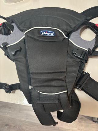 Mochila portabebés Chicco hasta 9kg