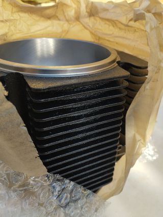 CILINDRO Y PISTON LOMBARDINI