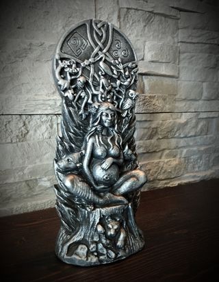 Statua Madre Terra Gaia