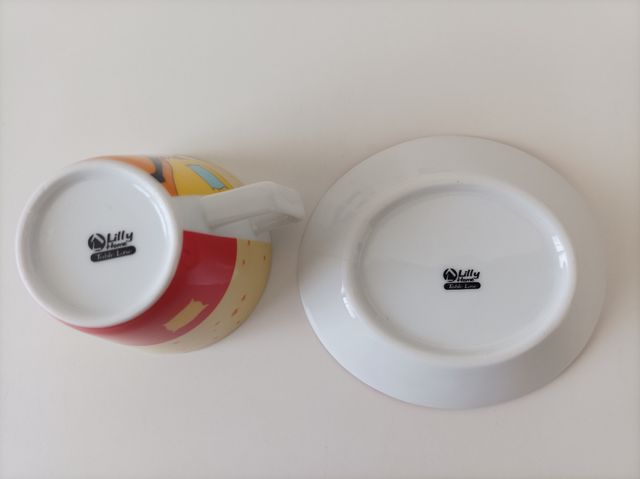 Servizio tazze con piattino vintage