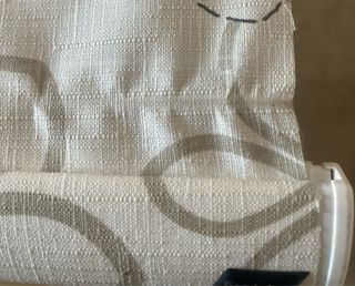 Estor enrollable beige - tejido floral