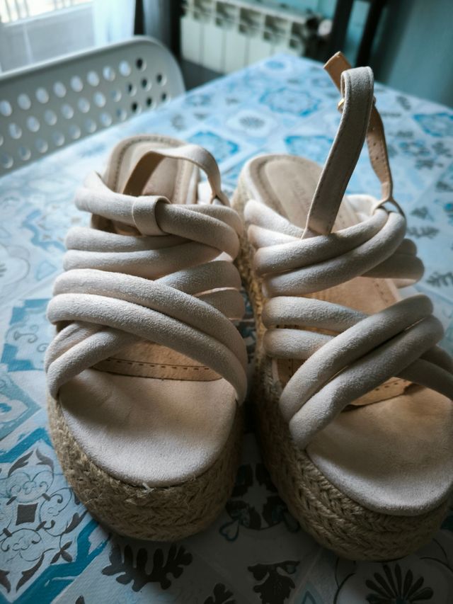 Sandalias cuña Alta Moda beige nº 42