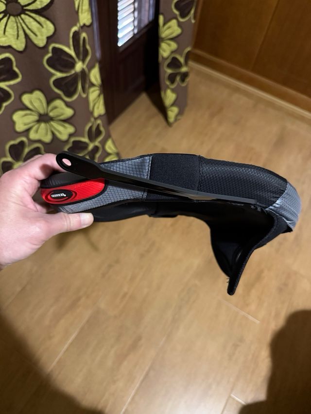 Protector Cuello Moto Scoyco