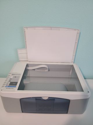 Impresora compacta Hp. 
