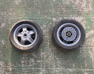 Ruedas Piaggio Zip