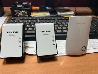 Kit de internet para casa, 2 PLC y 1 repetidor.