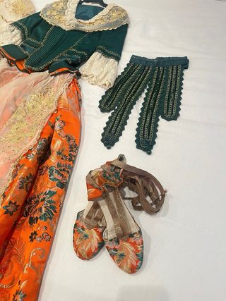 Traje Fallera: Verde & Naranja