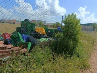 Cajas plásticas usadas se encuentran en ALBACETE