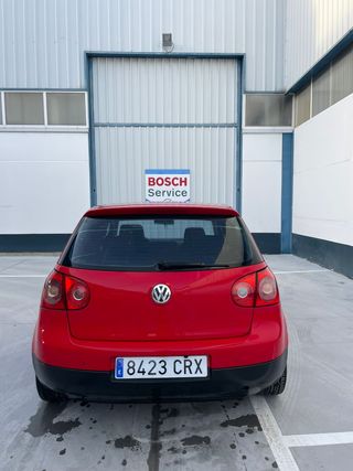 Volkswagen Golf 5.  2.0 TDI.  140cv