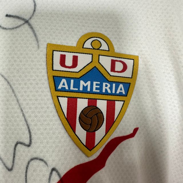 Camiseta firmada Puma Almeria 2021 2022 Sadiq