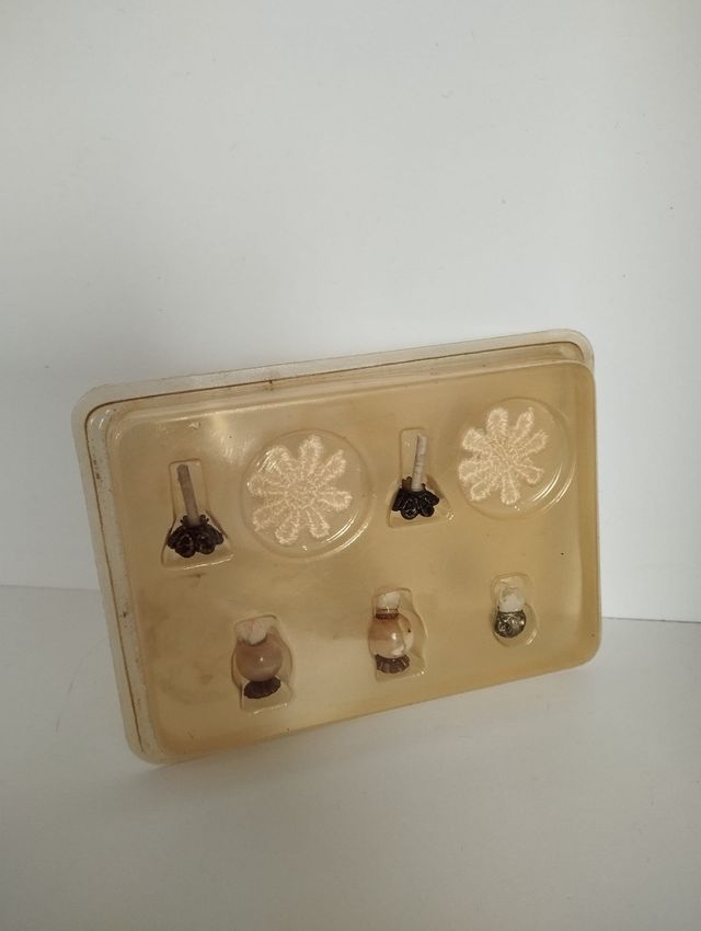 Miniaturas casas palacio de muñecas