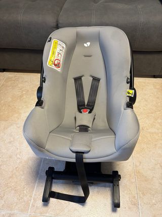 Sillita de bebé para coche