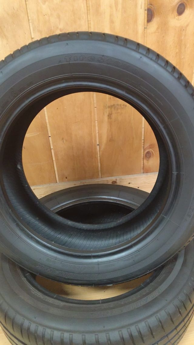 Dos Neumáticos Firestone Roadhawk