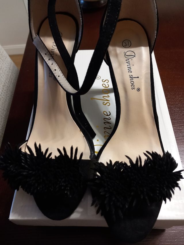 Zapatos negros Divine Shoes - Tacón 37