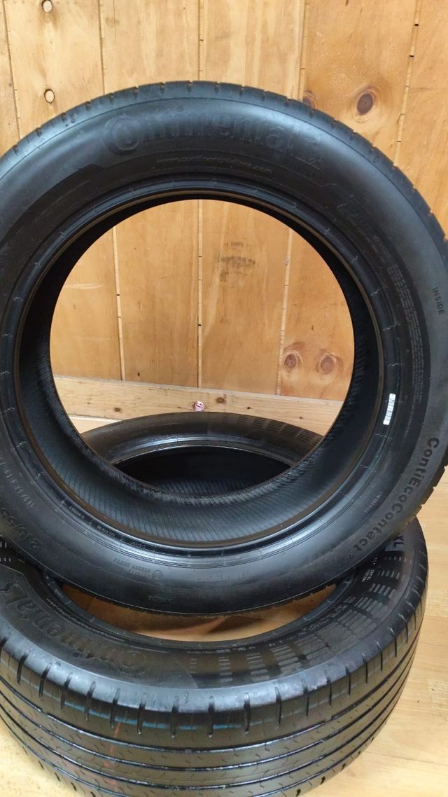 Dos Neumáticos 215 55 R18 99V