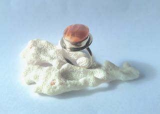 Anillo con Piedra Aragonita Caramelo Hecho a Mano