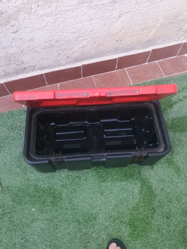 Caja robusta para extintor