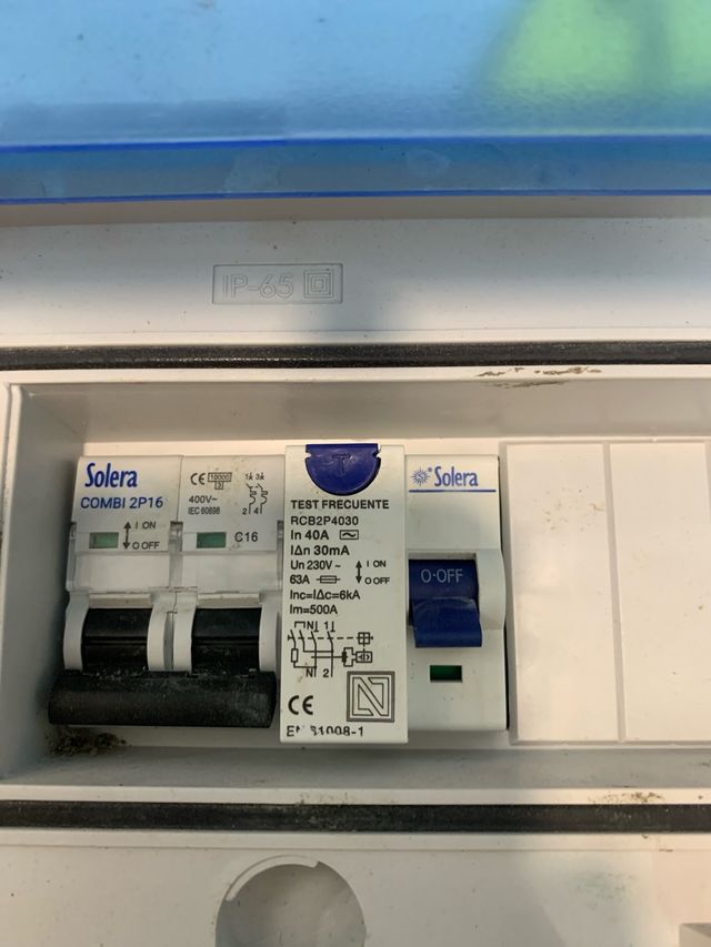 Provisional de luz 220W