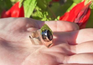Anillo con Piedra Onix Negro Hecho a Mano