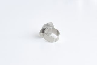 Anillo con Piedra Onix Negro Hecho a Mano