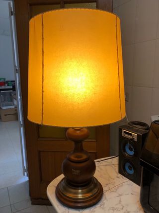 Lampara madera vintage