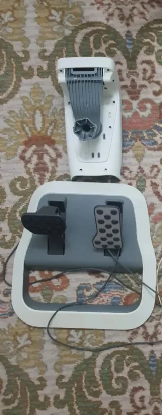 VOLANTE Y JUEGOS XBOX 360