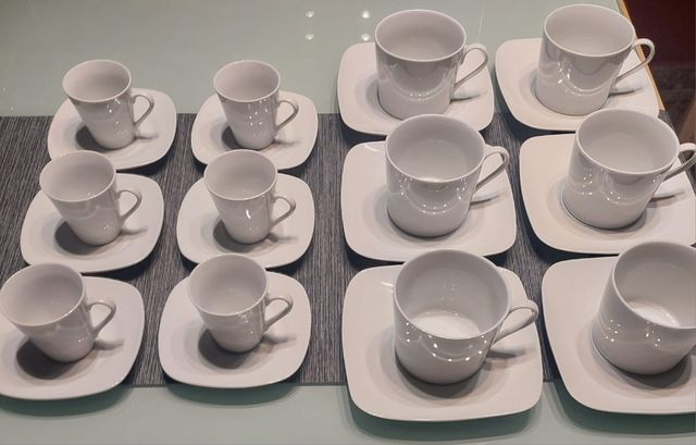 Juego 12 tazas y platos porcelana blanca