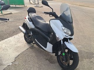 Yamaha X-max 125cc 2011