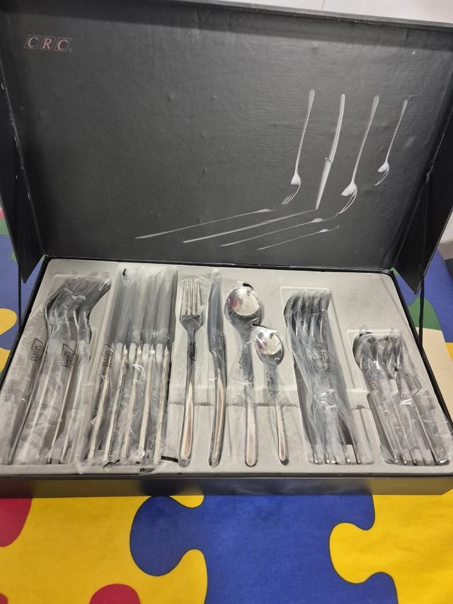 Cubertería Trento - 24 piezas