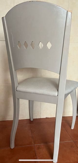 4 Sillas cocina para restaurar.
