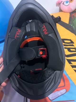 Casco de moto con visera