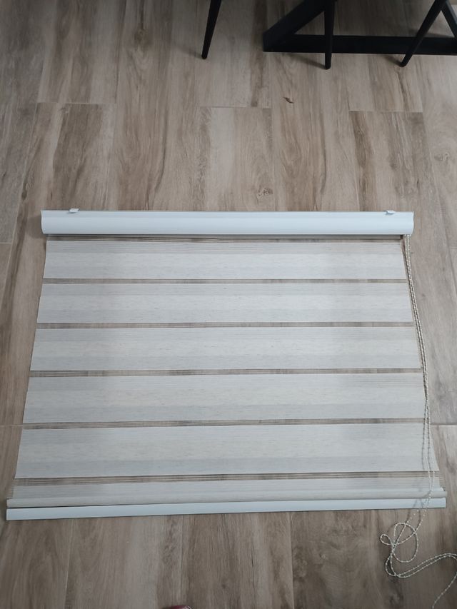 Estor enrollable beige