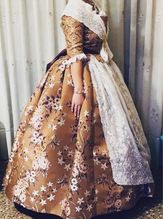 Traje Fallera