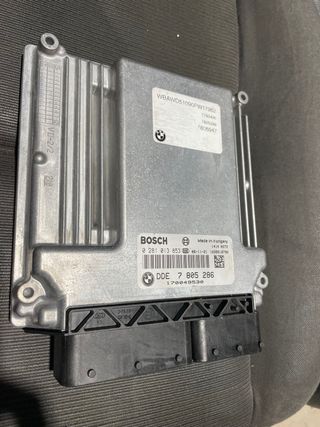 Centralita BMW 0281013853