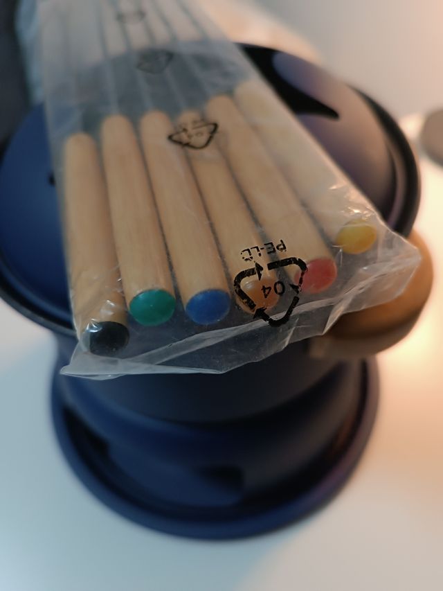 Fonduta: pentola blu e fornelletto