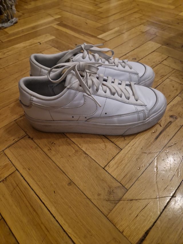 Zapatillas Nike blancas