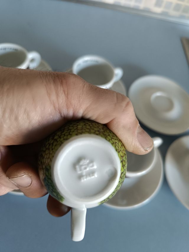 Servizio tazzine Illy collection